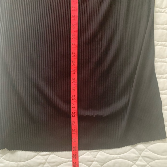 #1 H&M black mini pleats shift dress size M - Picture 3 of 8